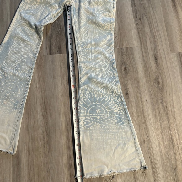 Free People RARE Bali Jeans Bleached Flared Bell Bottoms Boho Hippy Pants 25 - Picture 8 of 13